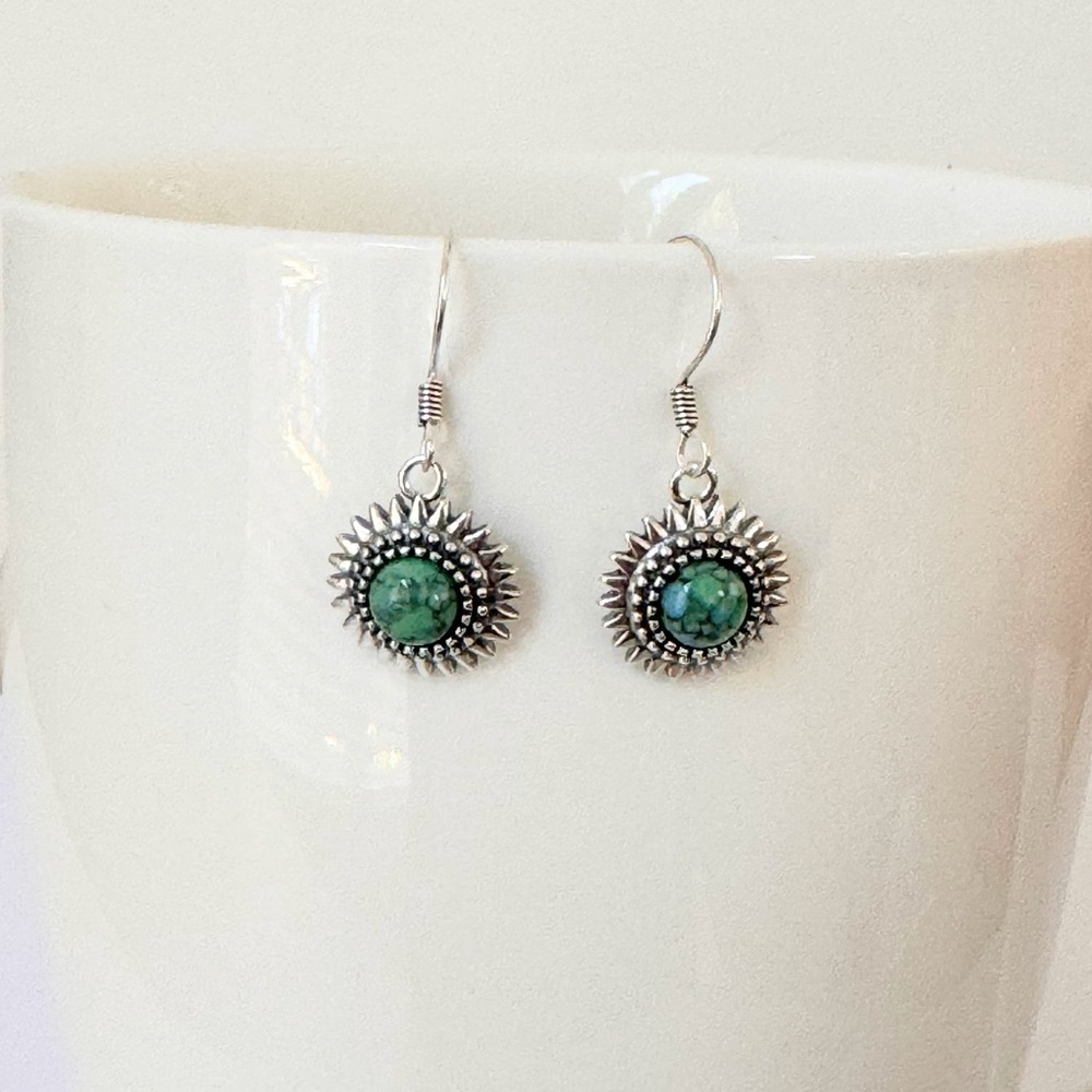 Sterling Silver Turquoise Flower Or Daisy Stud Earrings, Silver Flower Earrings.